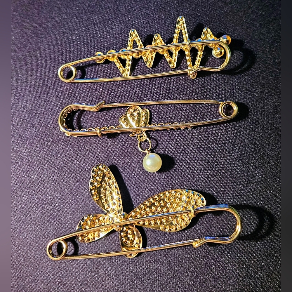 Safety Pin Design Collection - Picture 2 of 12